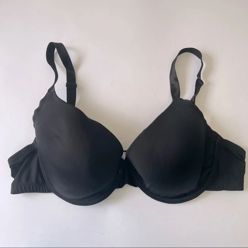 Simply Emma | Intimates & Sleepwear | Simply Emma Black Bra Size 44d ...